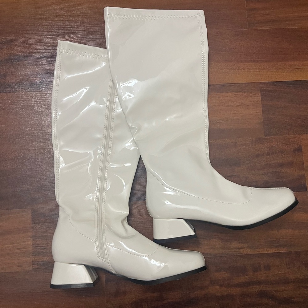 ❌SOLD❌ Knee High GOGO White Boots